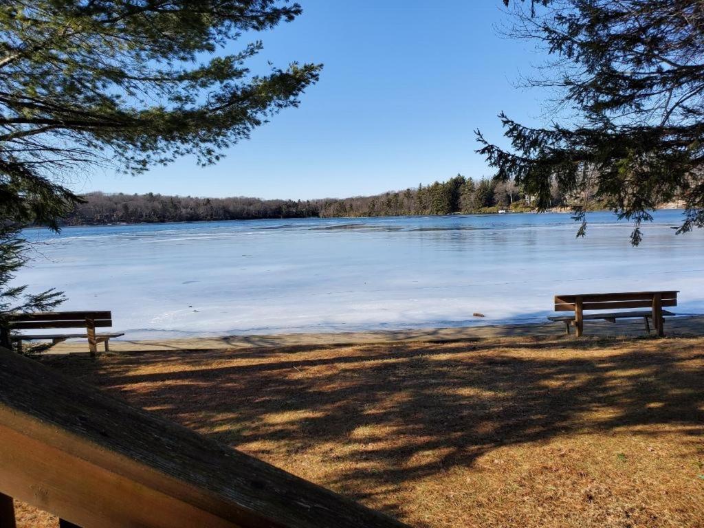 Pocono Mountain View Lake House In Lake Harmony Eksteriør billede