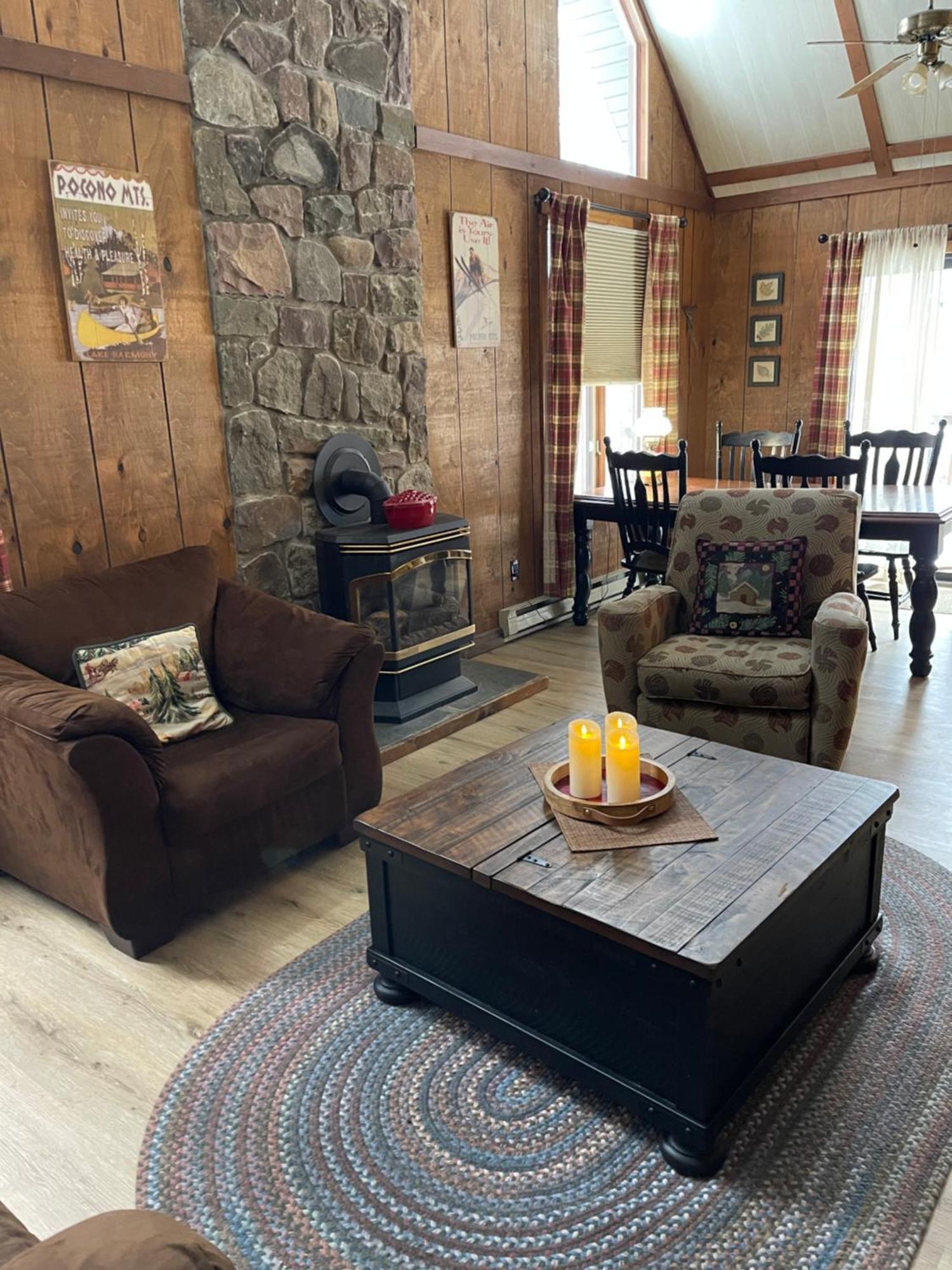 Pocono Mountain View Lake House In Lake Harmony Eksteriør billede