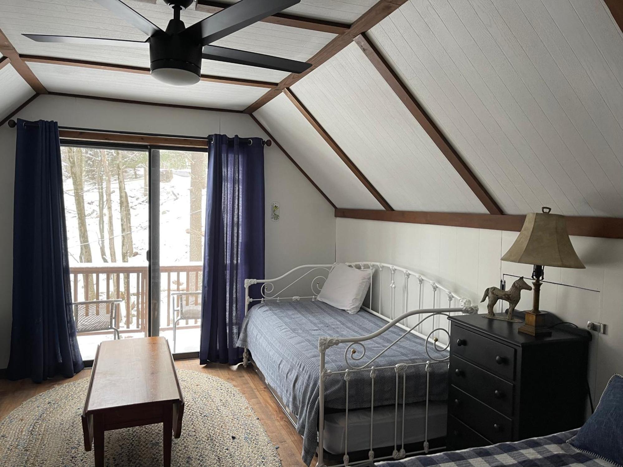 Pocono Mountain View Lake House In Lake Harmony Eksteriør billede